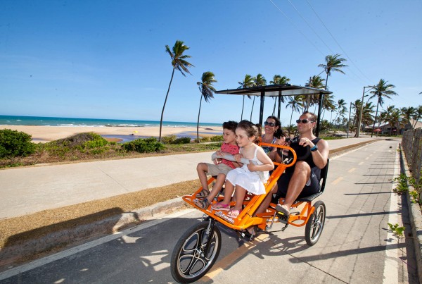 praia imbassai - bicicleta